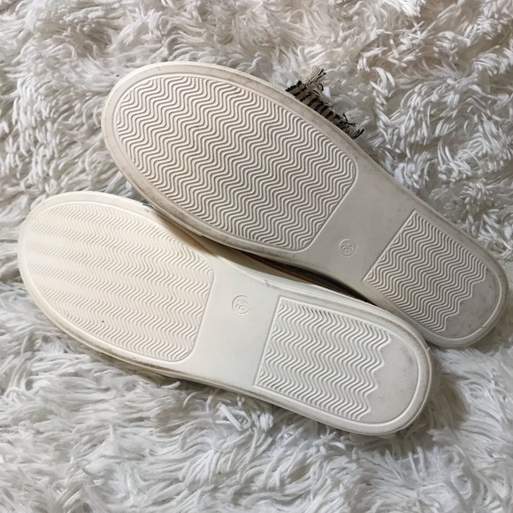 Adorable Slip On Flats - Picture 6 of 7